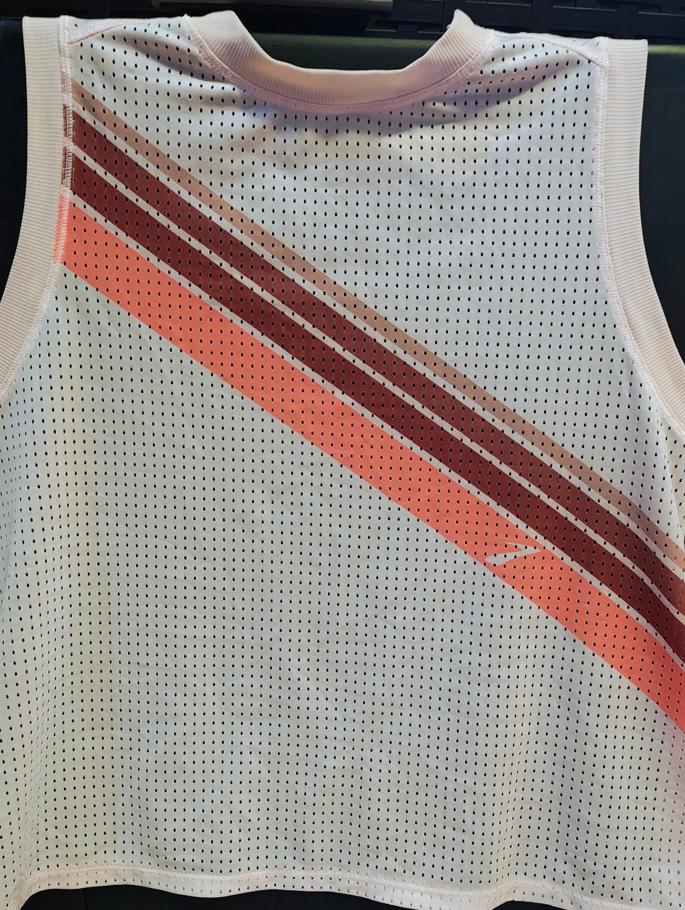 Brooks Go Further Perforated Running Tank Light Pink Women Small - Picture 3 of 5